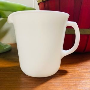 Vintage Pyrex Opal Cream Pitcher 8 ounce